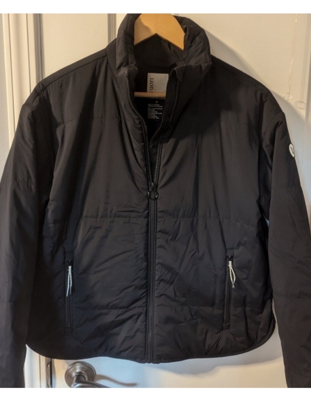 Vuori Black Insulated Canyon Jacket